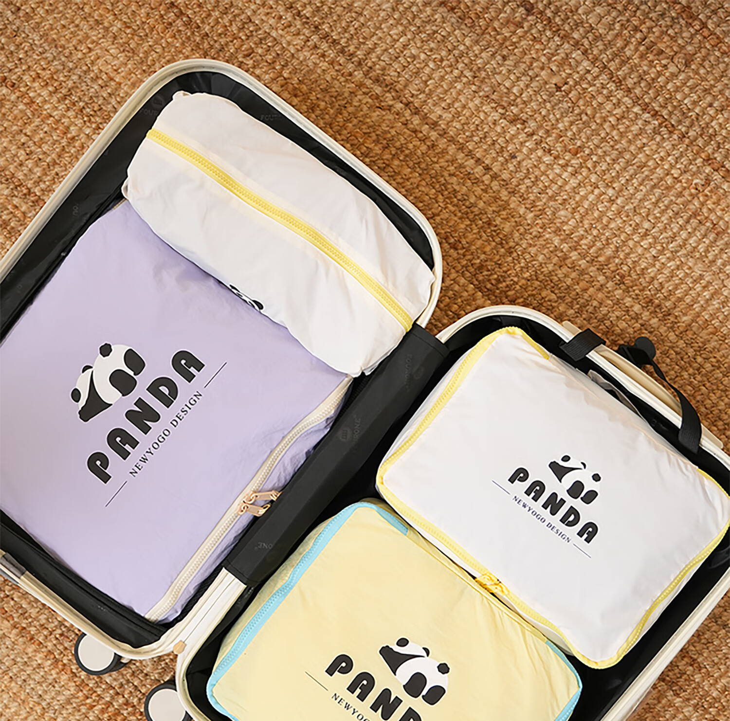 Fanyejia Japanese Mario Travel Storage Three-Piece Set, Organizer Bag, Large Capacity Toiletry Bag for Business Trips, Clothing Organizer Pouch 1