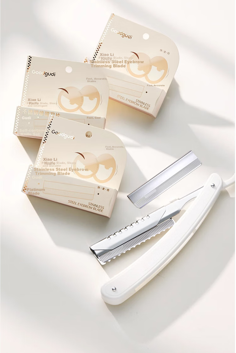 Goood New Stainless Steel Eyebrow Razor Blades for Beauty Salons (30 Pieces + Blade Holder), for Women's Eyebrow Shaving And Men's Eyebrow Trimming 17