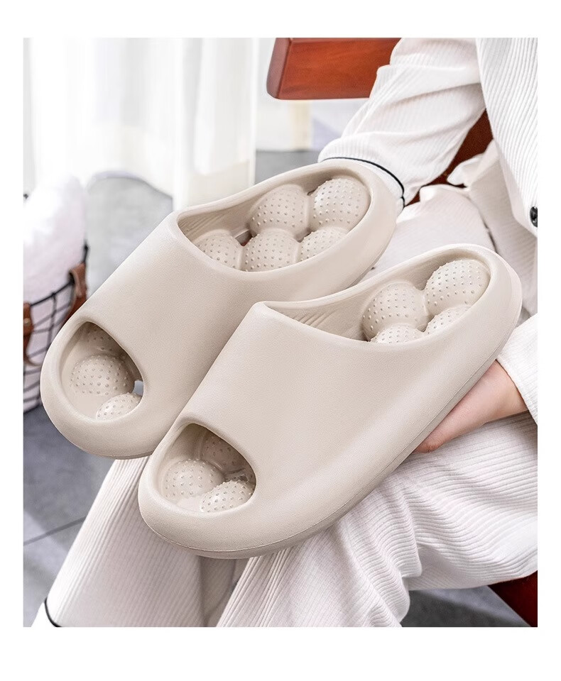 GUOLUOFEI Bathroom Leak-Proof Slippers, Summer Indoor Shower Non-Slip Squishy Hollow Massage Slippers, Green, Size 35-36 10