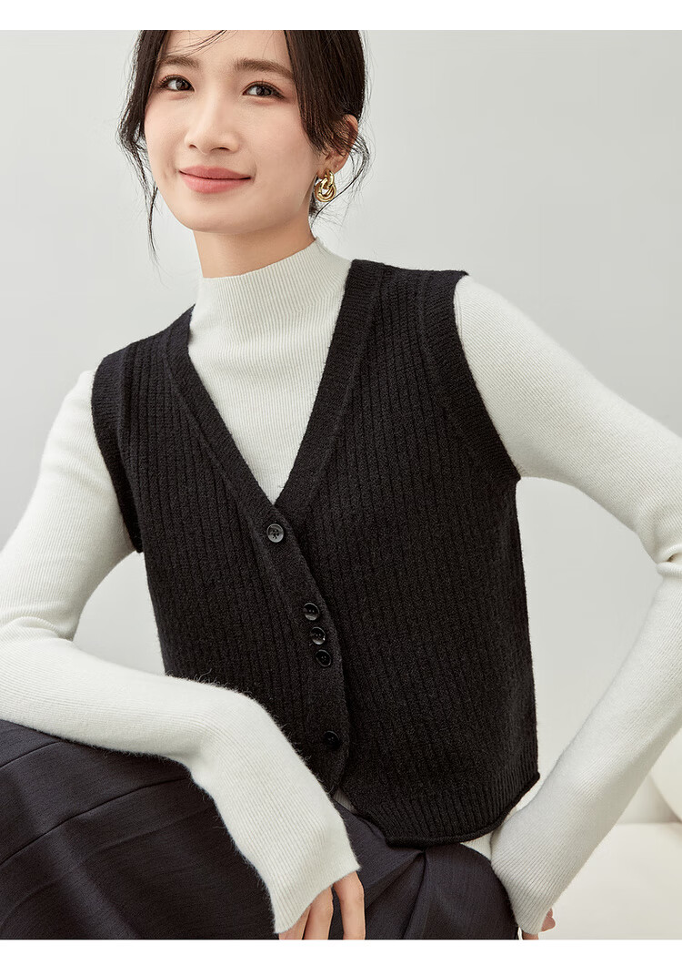 Sentubila Autumn Layered Vest, V-Neck Curved Placket, Single-Breasted Short Sleeveless Waistcoat 14