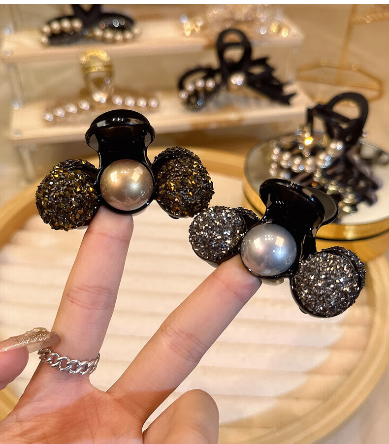 Huangjiama Hair Clip for Women, Back of Head Claw Clip, Elegant Small Hairpin, Stylish Hair Accessory, Silver Color 7