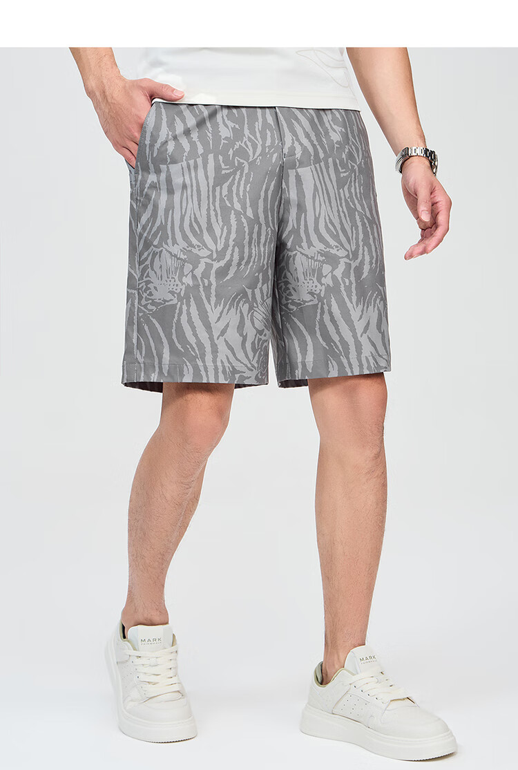 DANCING WOLVES [Tiger Pattern All Over] Summer Trendy Versatile Loose Men's Casual Shorts, 001 Black, Size 35 5