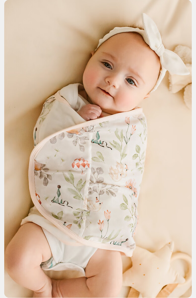 EMXEE Baby Anti-Startle Swaddle, Summer Newborn Infant Swaddling Blanket, Sleeping Bag for All Seasons, Dream Playground Design, 30x74cm 8