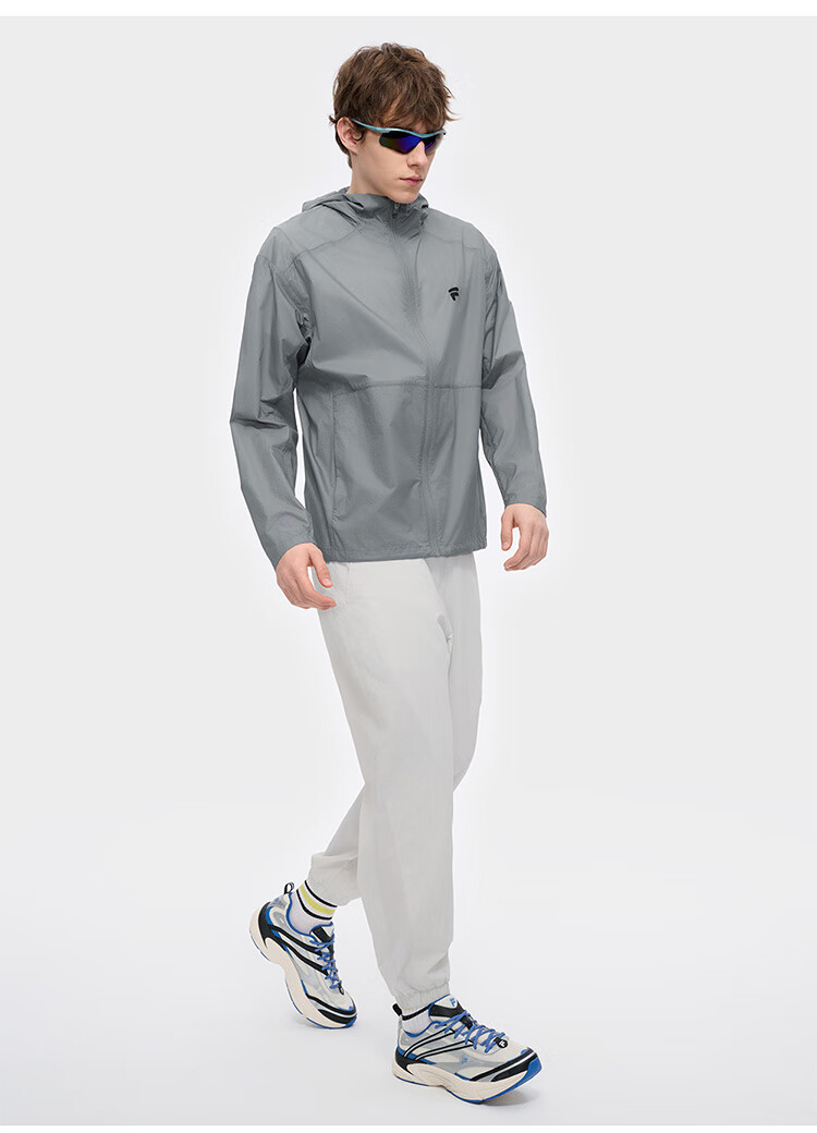 FILAFUSION FILA Trendy Woven Jacket for Men, Summer Fashion Casual Sun Protection Hooded Top 24