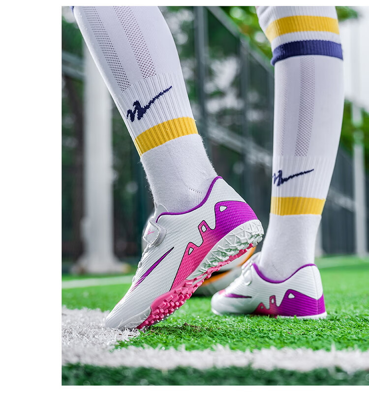 Shuangxing Children's Soccer Shoes for Boys And Girls, Big Kids' Molded Studs TF Artificial Grass Training Shoes, Student And Youth Slip-On Sneakers 18