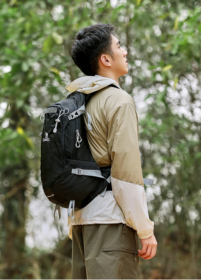 CAMEL Dawn Outdoor Lightweight Hiking Backpack Sports Camping Casual Travel Mountaineering Bag 1S32267148B Black 2