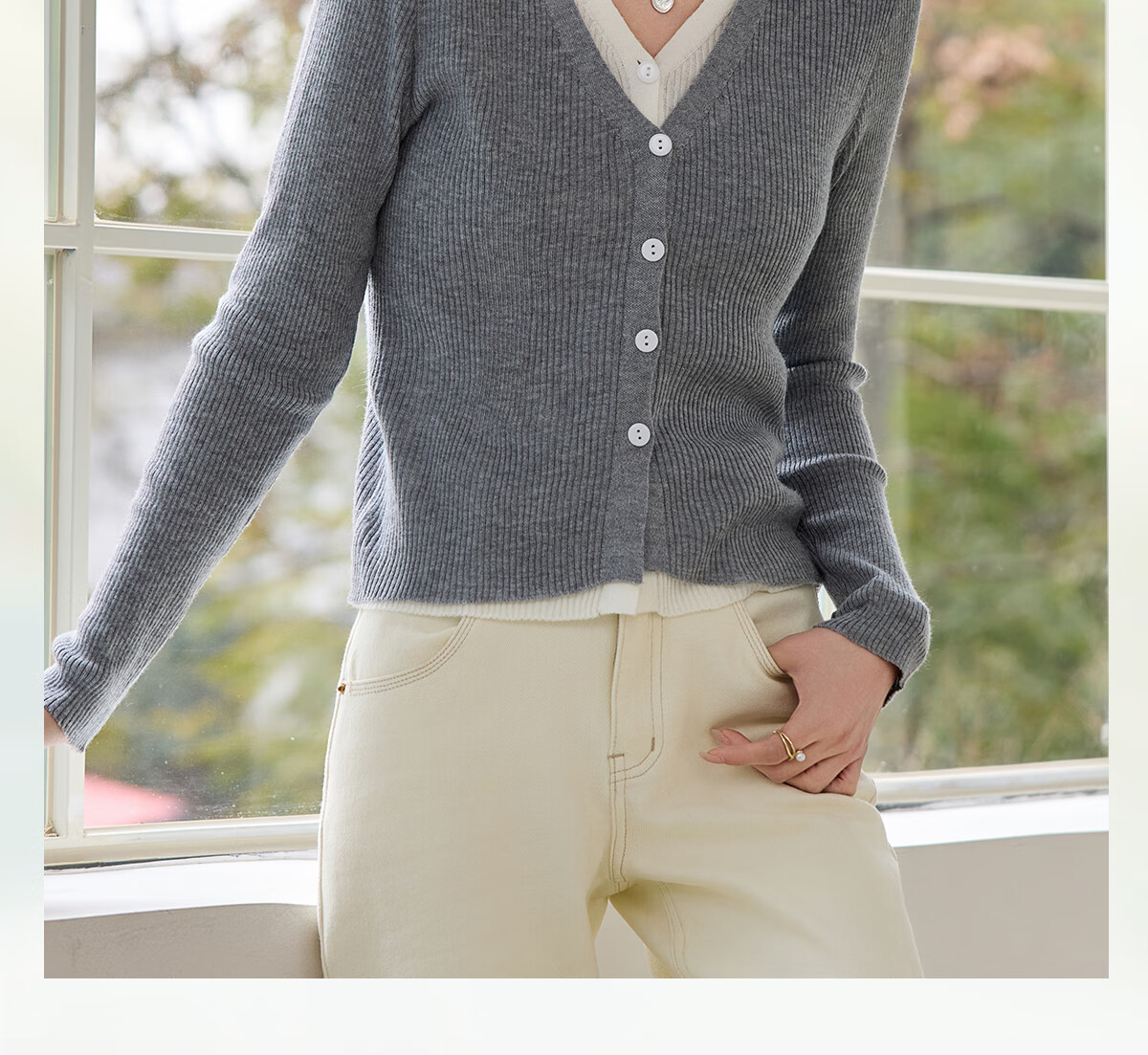 Taxiang Women's Knitted Cardigan with Two-Piece Design for Spring And Autumn, Sweater Cardigan T43Z006 1