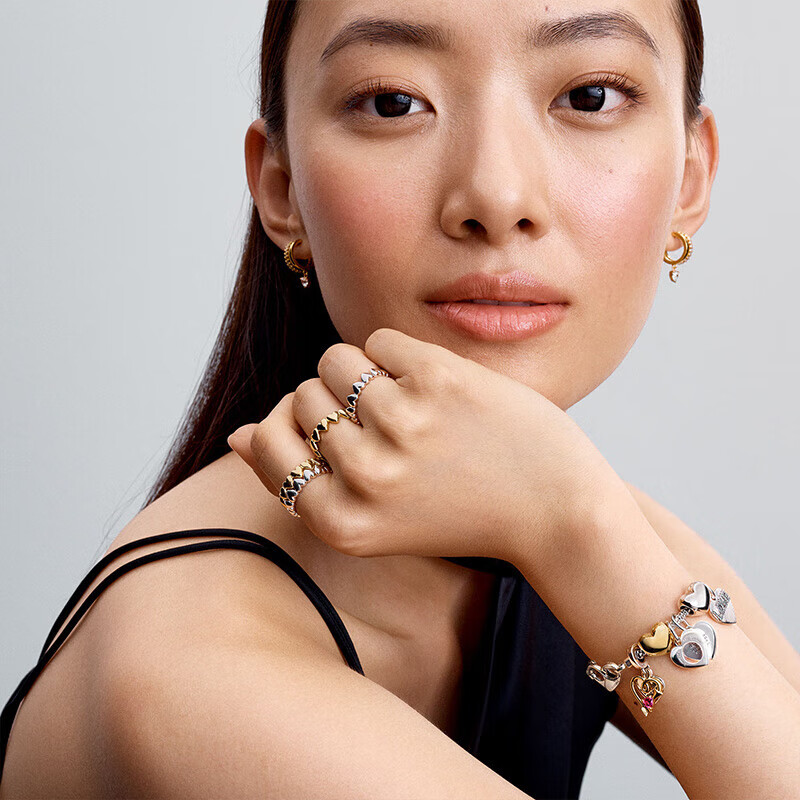 Pandora Gold Heart-Shaped Pendant Earrings, Double-Loop Connected Heart Charm, Niche Exquisite Birthday Gift