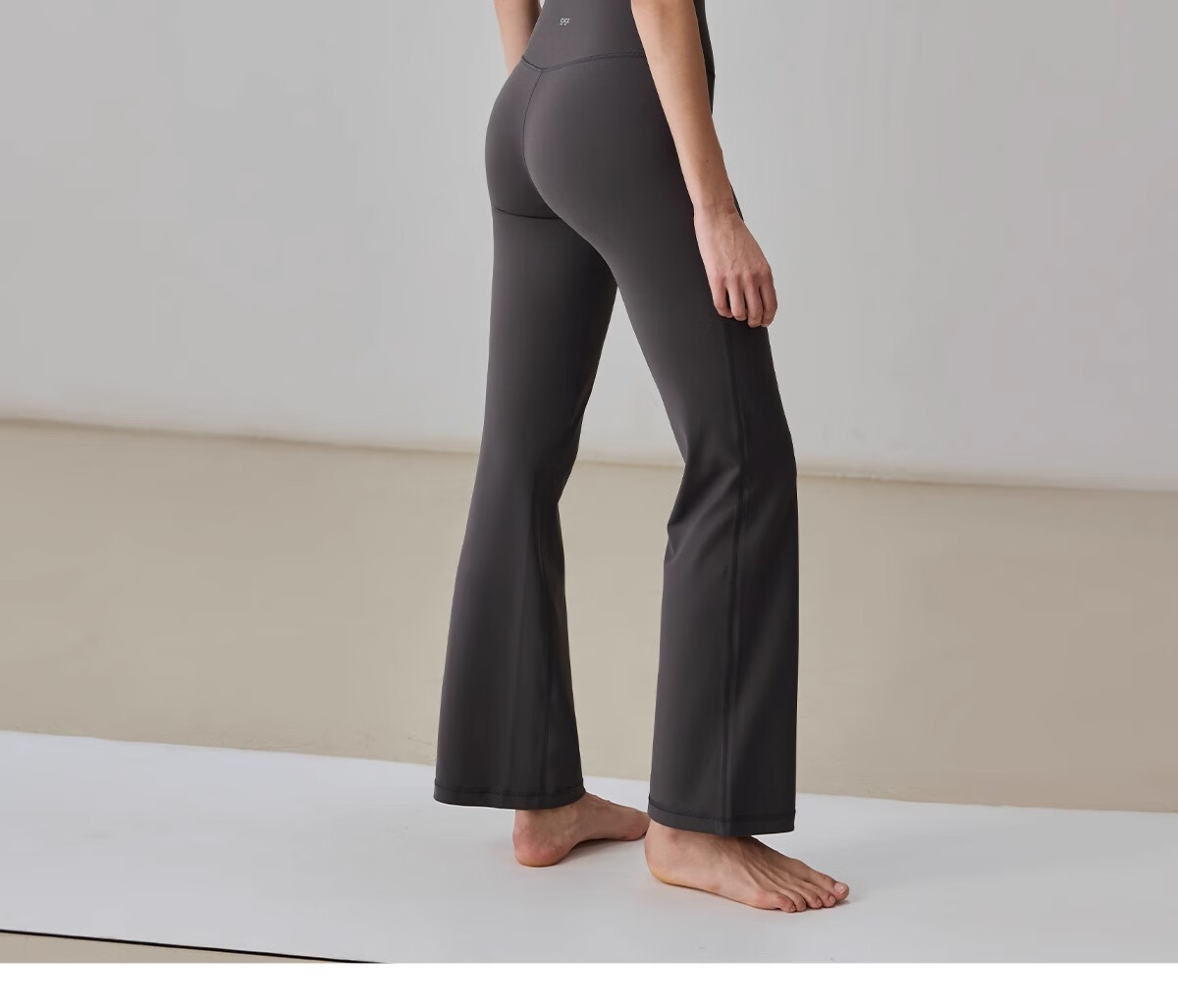 Gigt Yoga Pants for Women, Slightly Flared, Cool And Draping, Slimming, Nude-Like, Suitable for Outdoor Wear, Waist-Cinching, Butt-Lifting, Sports And Daily Fitness Pants 2