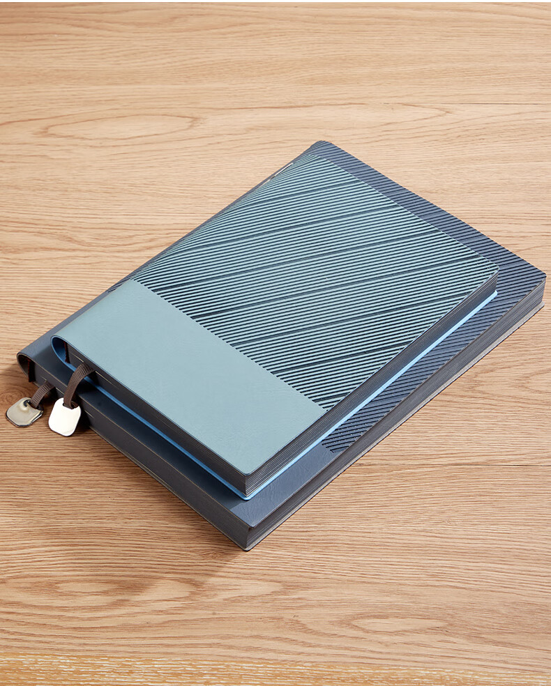 Jinyi Twill Notebook with Sprayed Edge, Thickened Leather Cover, Soft Leather Bookmark, Exquisite New Simple Artistic Journal, Large Size B5 Twill Sprayed Edge - Smog Blue (180 Sheets) 17