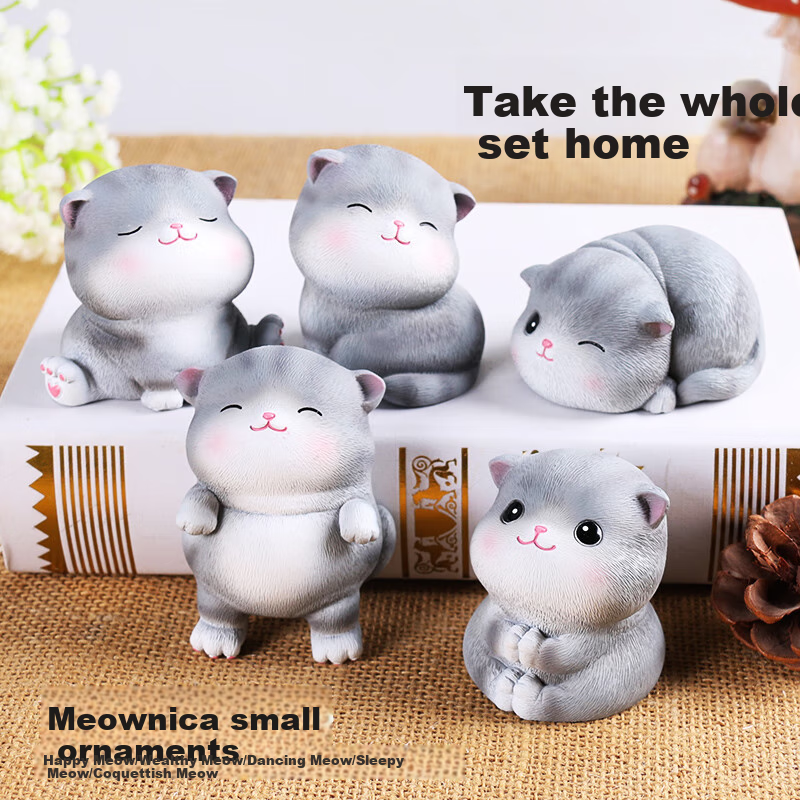 Dipuer Birthday Gift Lucky Cat Figurine for Couples, Boyfriend Girlfriend Gift, Cute Creative Office Desk Decoratio