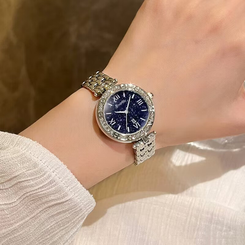 歌浪迪满天星手表女2025轻奢高级感小众腕表情人节生日礼物送女友