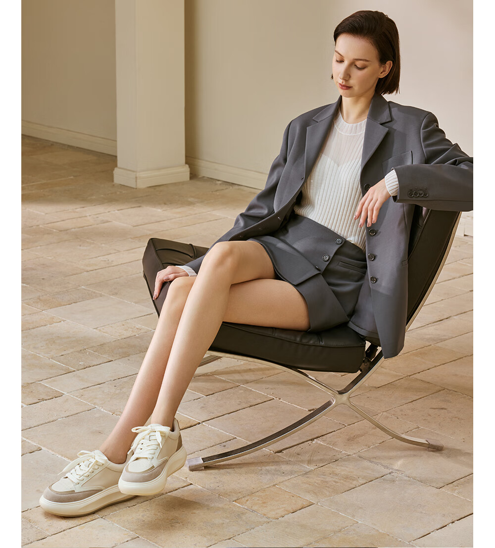 73Hours Zhao Liying Same Style Women's Shoes, Bear Plush Toy, 2025 Autumn New Style, Flat Color-Block Lace-Up Round Toe Casual Shoes 10