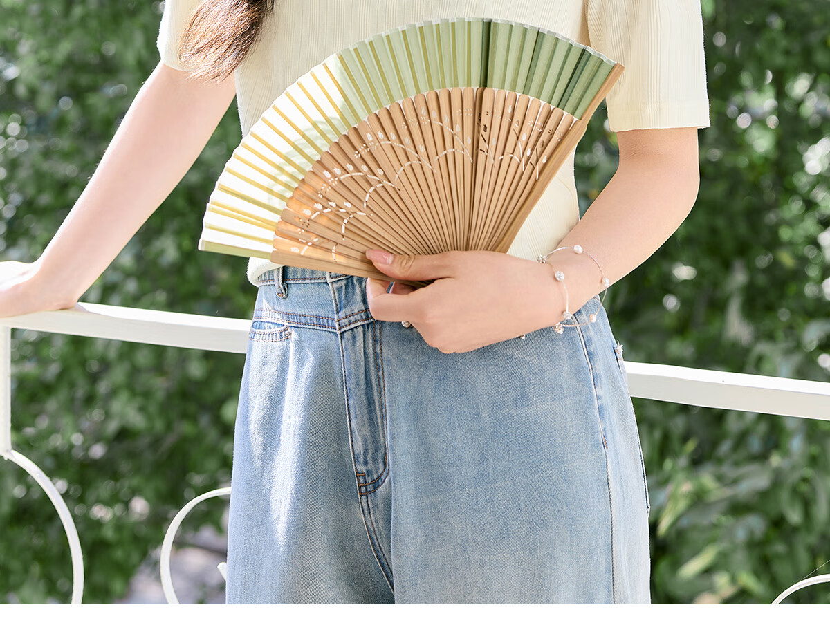 Taxiang Long-Sleeve T-Shirt for Women, New Chinese-Style Frog Button Collar Shirt Top, National Style Spring And Autumn Versatile POLO Shirt Women's T143C2029 10