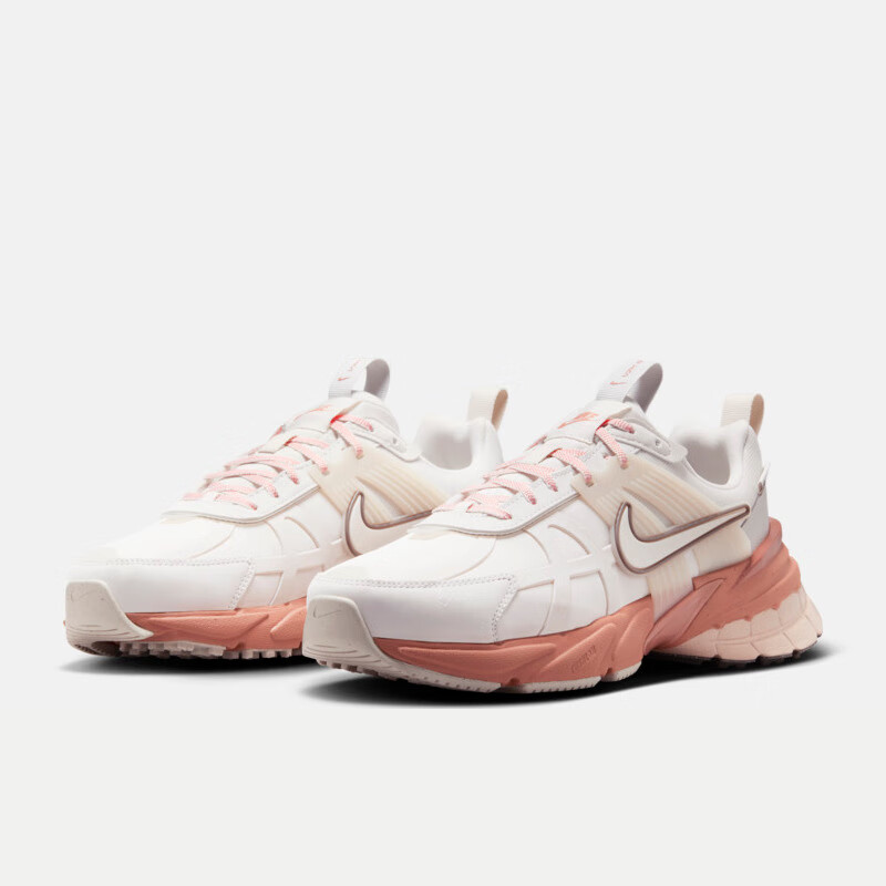 NIKE Women's Casual Shoes V2K RUN, Gore-Tex Winter Waterproof Sports Shoes, FZ2622-003, White And Pink, Size 40 2