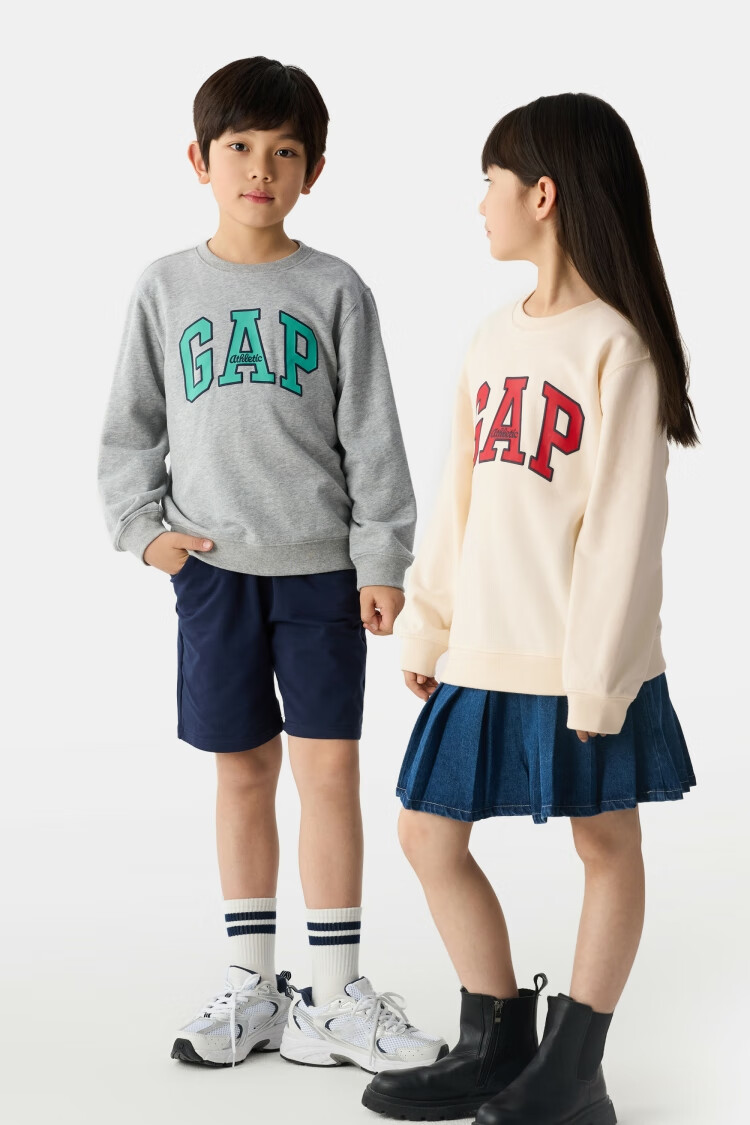 GAP [Same Style for Older And Younger Kids] Boys And Girls Spring Logo Contrast Color Long-Sleeve Sweatshirt 687330 2