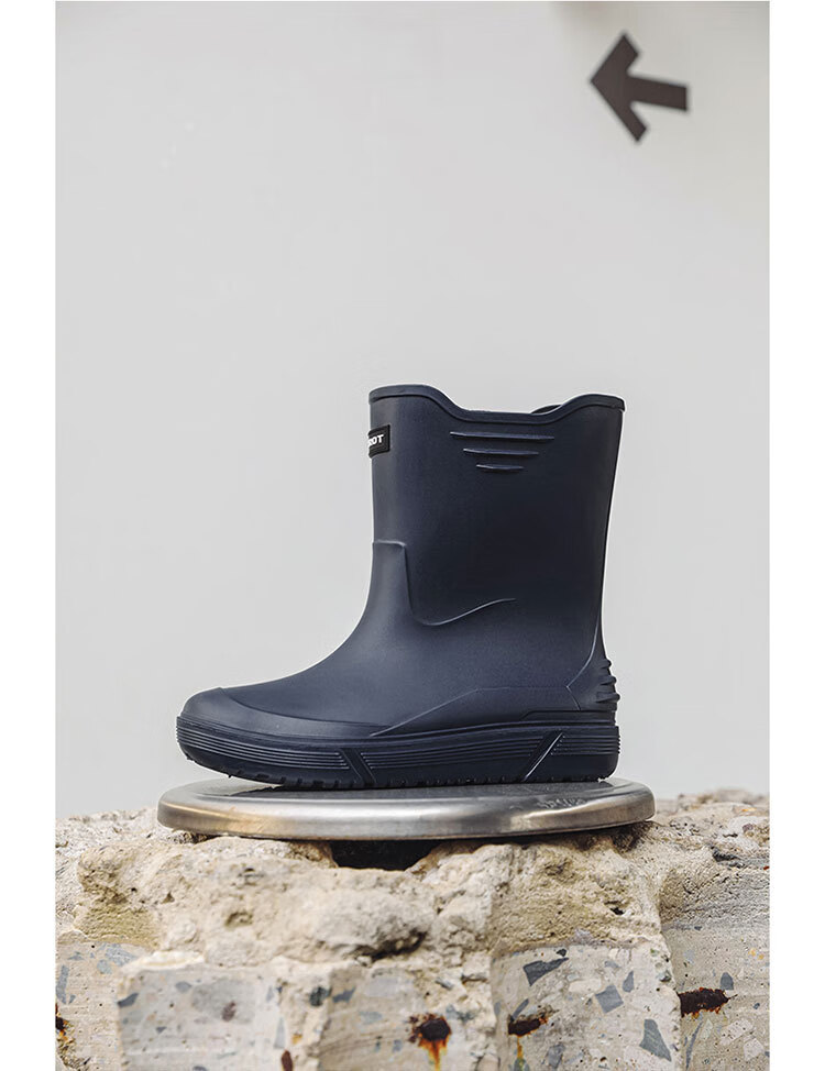 GUOLUOFEI Stylish Mid-Calf Rain Boots for Men, Thickened Sole Waterproof Non-Slip Fishing And Food Delivery Rubber Shoes, Rice Dumpling Color, Size 39 14
