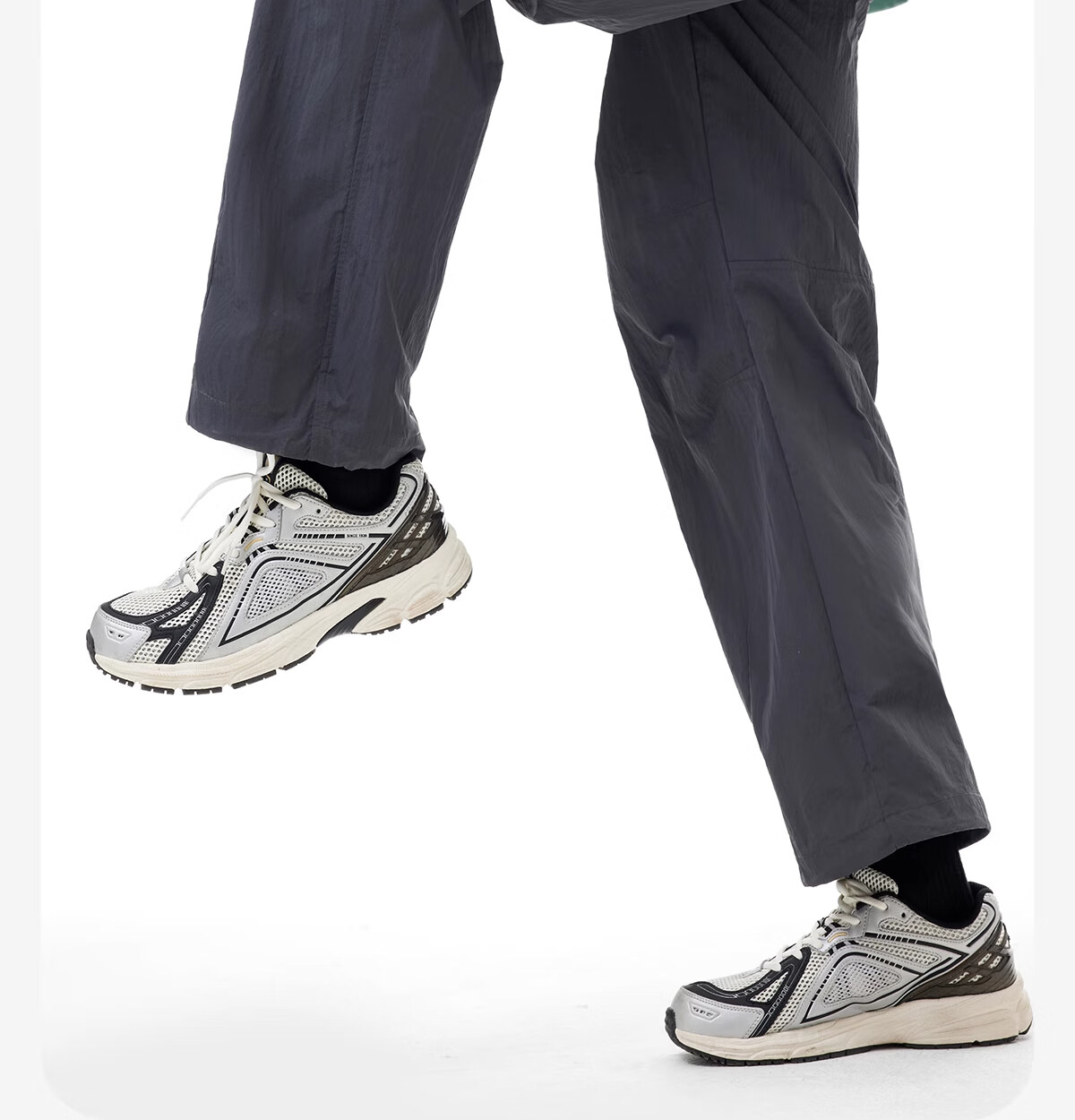 CAMEL Wang Junkai's Style Outdoor Quick-Dry Ice-Cool Casual Pants for Men, Spring Loose Breathable Straight-Leg Casual Hiking Trousers 8
