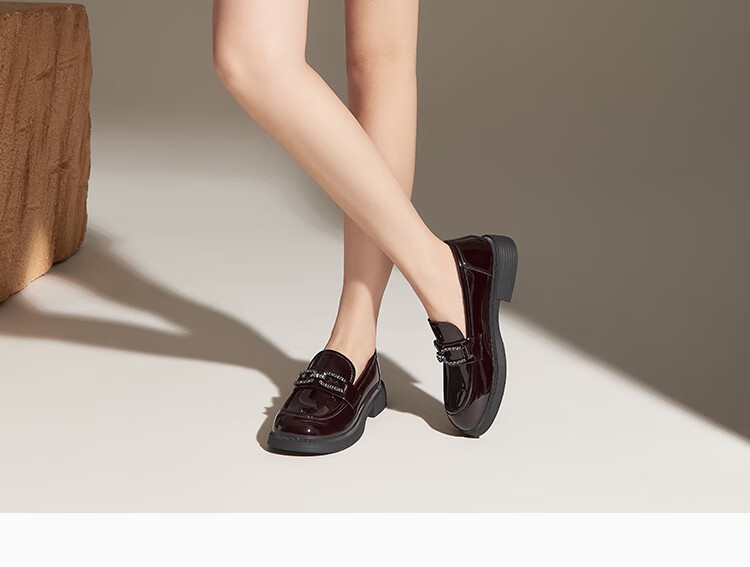 Dusto Thick-Soled Loafers for Women, 2026 New Spring Style, Patent Leather Commuter Shoes, Black Chunky Heel, British-Style Small Leather Shoes 8