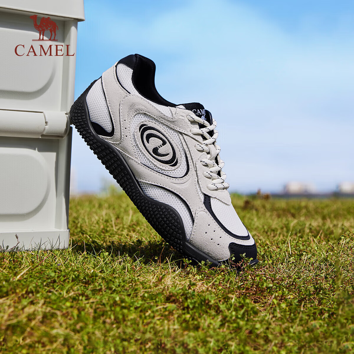 CAMEL Crescent Training Shoes for Women, Versatile Sports Sneakers, Mesh Retro Casual Shoes L25S577059 White/Black 39
