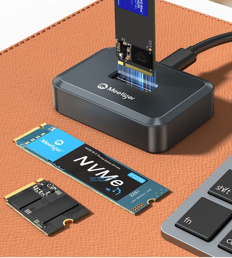 Mihu M.2 SSD Enclosure Base, M2 External Hard Drive Enclosure, NVMe Protocol M2 to USB/Type-C External Box Q1N 15