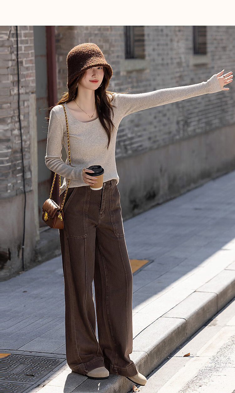 DME Winter Port Style Low Round Neck Slim Fit Concealing Long Sleeve Knit Top for Women Off-White M 17