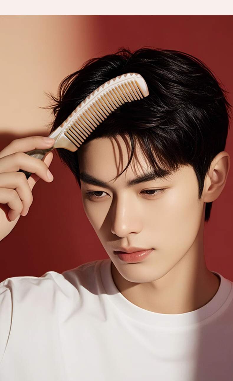 Chaojun Authentic Natural Ox Horn Comb, Thickened Scalp Massage Meridian Tool, Birthday Gift for Women Friends And Wives, Mid-Autumn Festival Gift, Practical High-End Present for Parents, Elders, And Clients 4