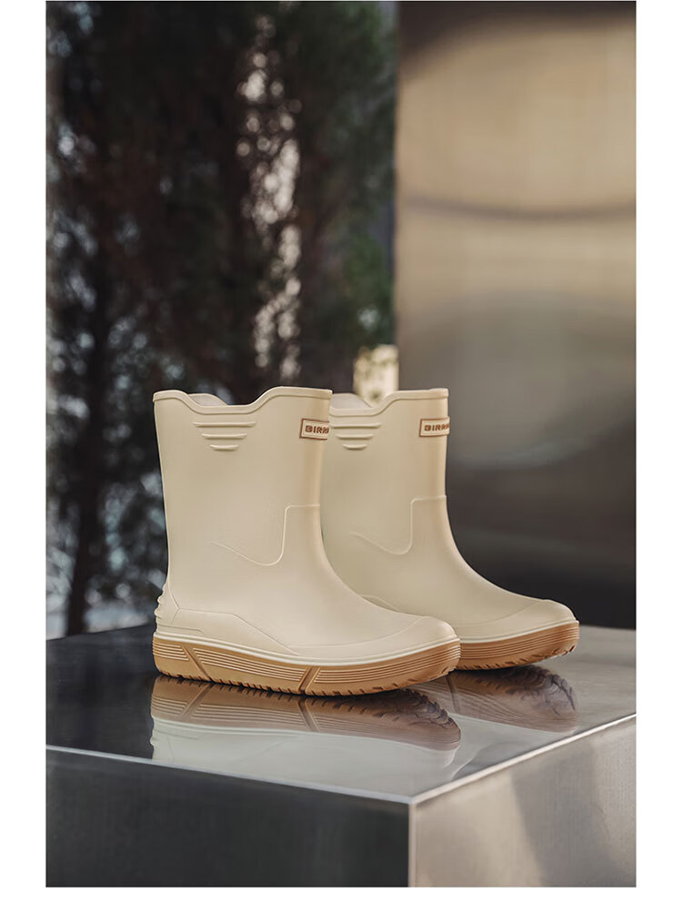 GUOLUOFEI Stylish Mid-Calf Rain Boots for Men, Thickened Sole Waterproof Non-Slip Fishing And Food Delivery Rubber Shoes, Rice Dumpling Color, Size 39 11