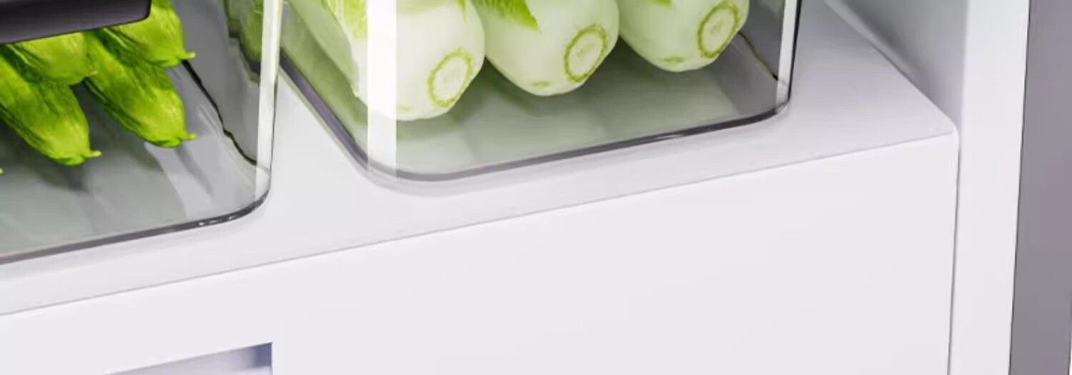 KATEI STORY Japanese Refrigerator Storage Box, Food-Grade Specialized Fresh-Keeping Box, Large Capacity Freezer Fruit Organizer, Sealed Container for Vegetables 3