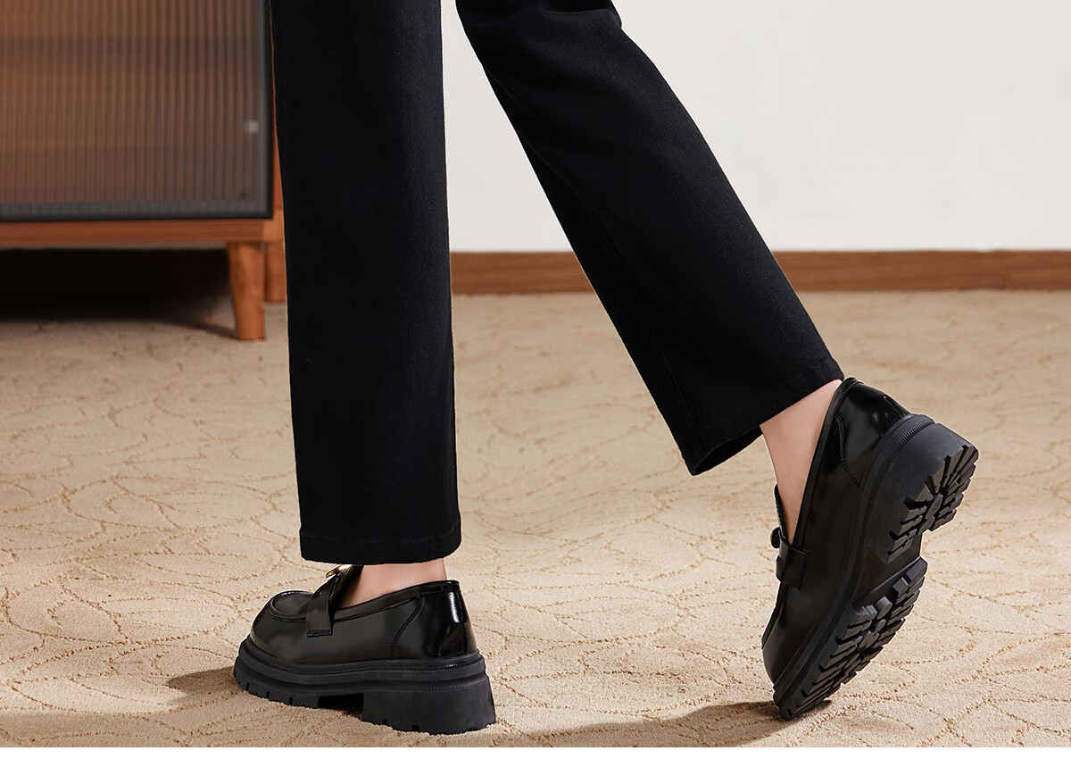 PinCai Women's Jeans, Spring And Autumn Black Straight-Leg Trousers, Slimming And Heightening Effect, Casual Denim Long Pants P143N1009 63