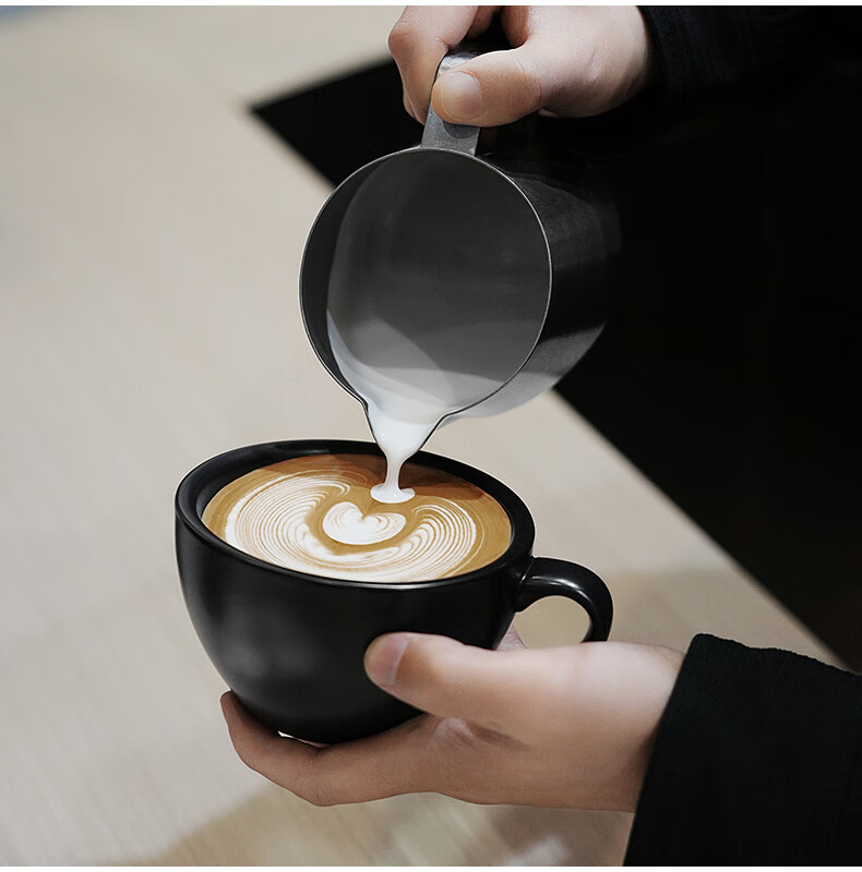 MHW-3BOMBER High-Performance GT Latte Art Machine, Professional Barista Italian Milk Foam Art Cup, Innovative U-Shaped Spout 27