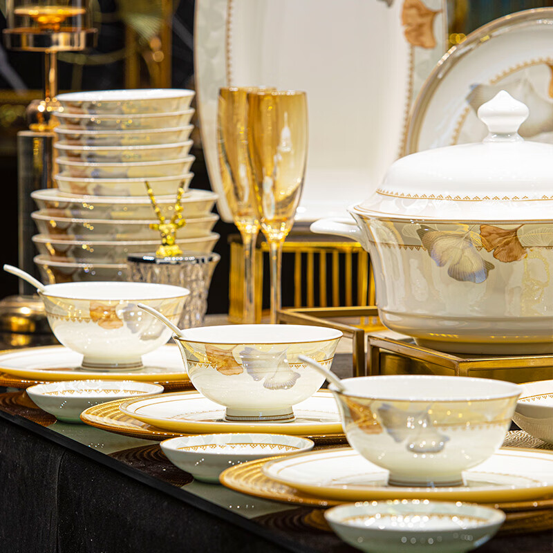 GUANPU Bowl Home 2025 New Stylish Jingdezhen Bowl And Plate Set, Luxury Ceramic Tableware Set for Housewarming