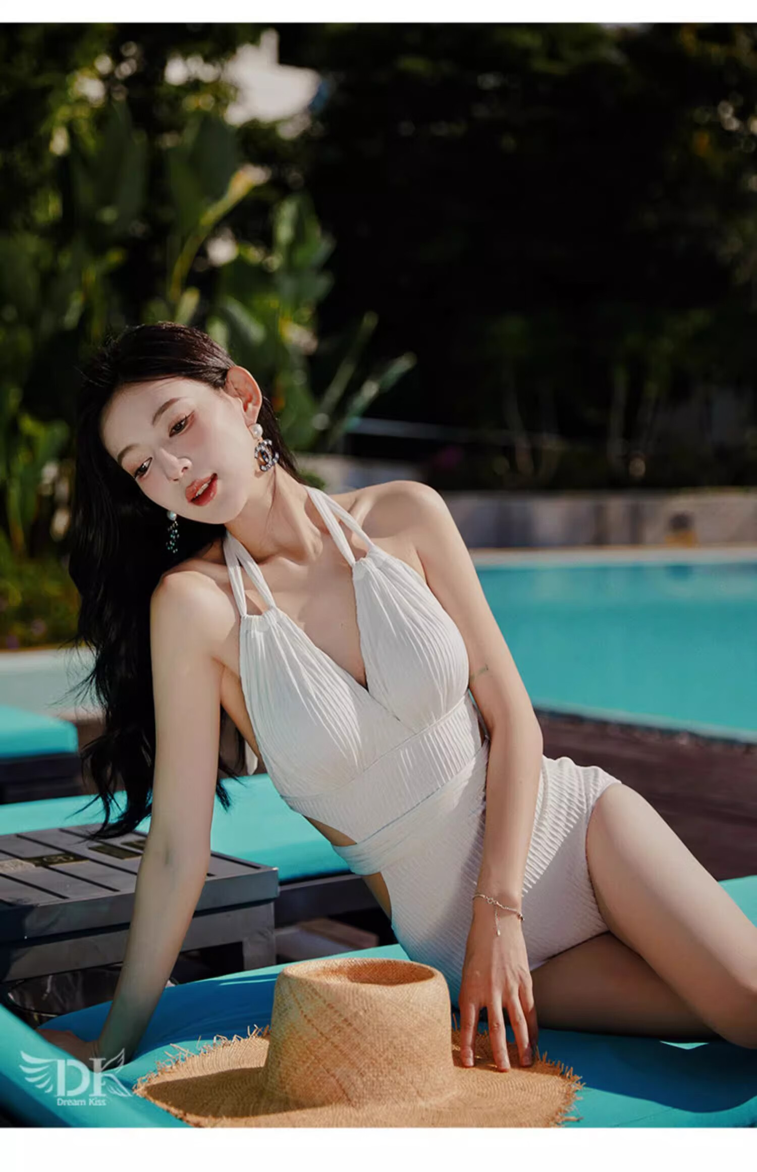 DK Women's New Sexy Halter Neck One-Piece Swimsuit, Slimming And Figure-Flattering, High-End Korean Hot Spring Swimwear, XL 21