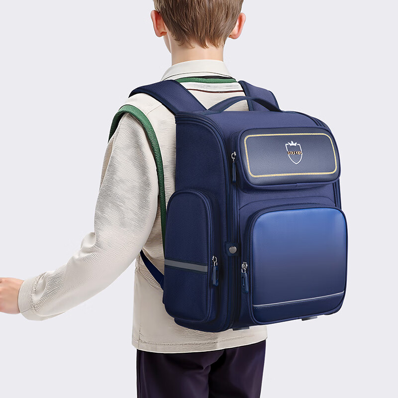 GOLF Backpack for Primary School Boys Grades 1-3 Spine-Protecting Children's Backpack with Large Capacity, Stylish Design, And Weight-Reducing Features