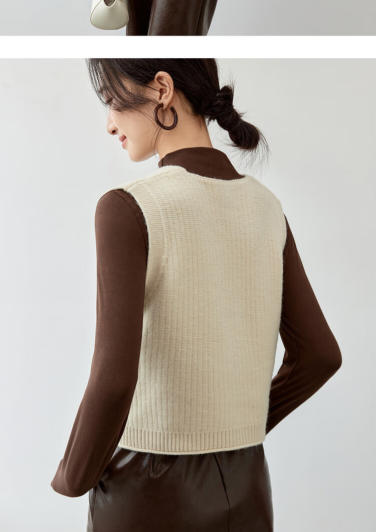 Sentubila Autumn Layered Vest, V-Neck Curved Placket, Single-Breasted Short Sleeveless Waistcoat 9