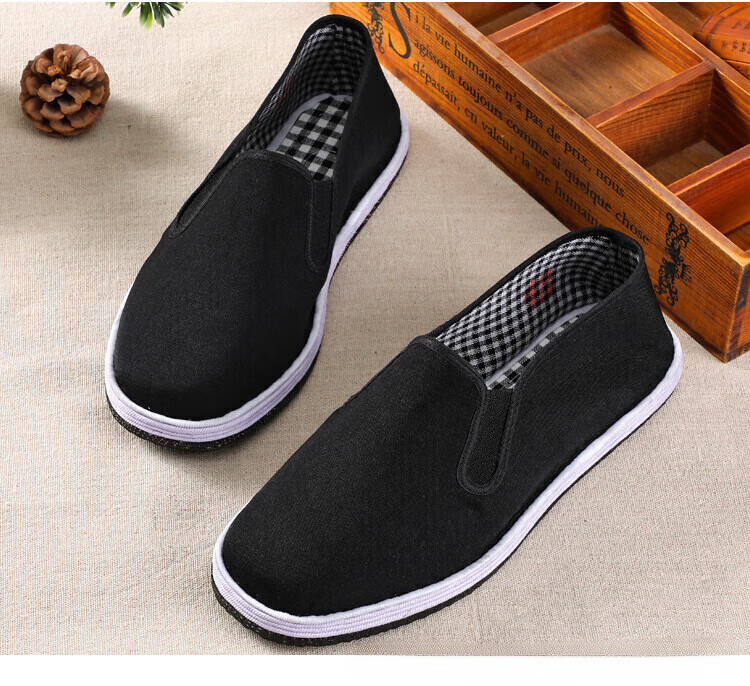 Andatong Old Beijing Cloth Shoes Thousand-Layer Sole Hiking Outdoor Traditional Unisex Military Labor Handmade Driving Worksite Workshop Durable Breathable Non-Slip Black Cotton Shoes Size 42 2