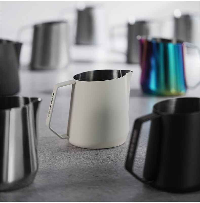 MHW-3BOMBER High-Performance GT Latte Art Machine, Professional Barista Italian Milk Foam Art Cup, Innovative U-Shaped Spout 21