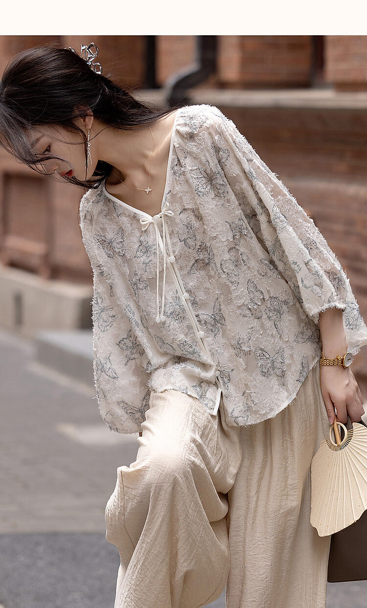 Dme [Mystical Romanticism] Spring And Autumn Style New Chinese Butterfly Clip Flower Shirt Tassel Button-Up Blouse 9