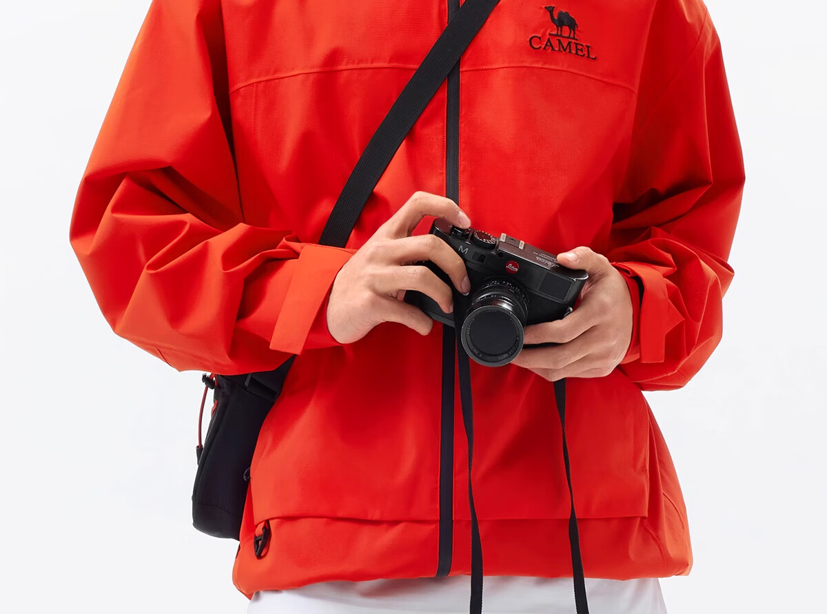 CAMEL Outdoor Jacket, Triple Protection, Men's And Women's Wear, Short Style Coat, Loose-Fitting, Breathable, Windproof, Waterproof, Casual Outerwear, G076XXXL 1