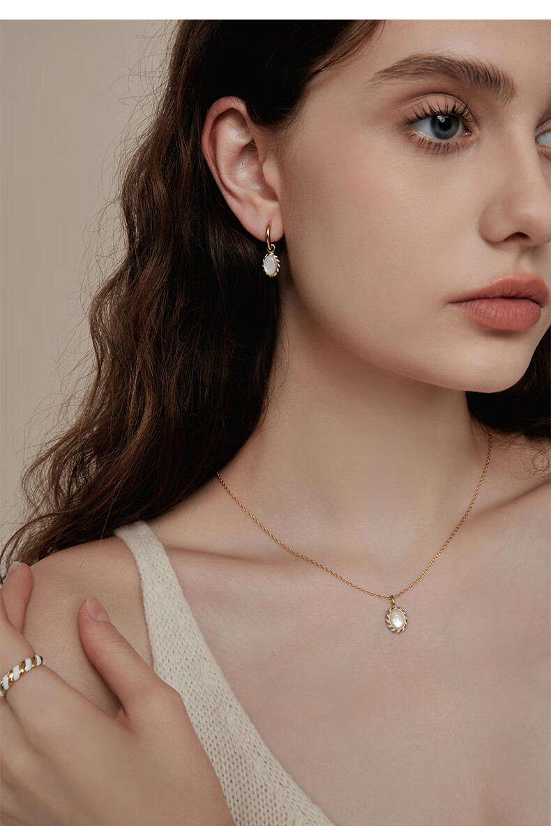 Arsis Pure Authenticity Era French Moonlight Necklace, Vintage French Light Luxury Original Design Fashion Necklace, Gift for Girlfriend 4