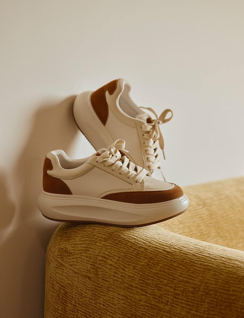73Hours Zhao Liying Same Style Women's Shoes, Bear Plush Toy, 2025 Autumn New Style, Flat Color-Block Lace-Up Round Toe Casual Shoes 14