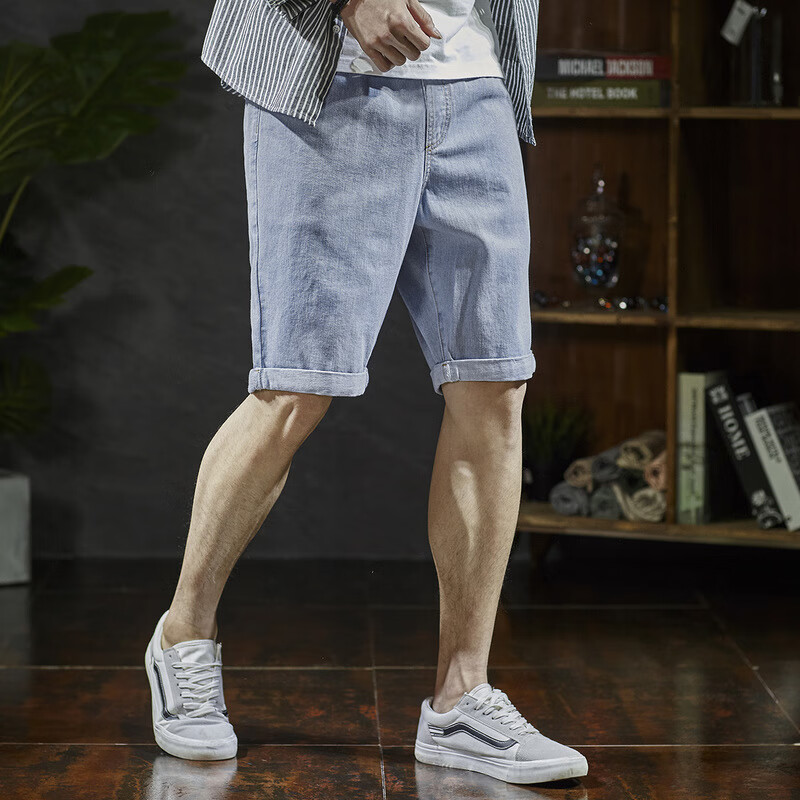 TonLion 2025 Spring Men's Versatile Cuffed Jeans Shorts, Mid-Length Shorts, Light Denim Blue, M