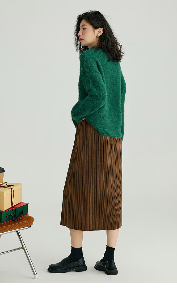 Dme Wilderness Forest Sweater Winter Style Knitted Top Retro Brightening Lazy Round Neck Sweater for Women, Dark Coffee Color, M 25