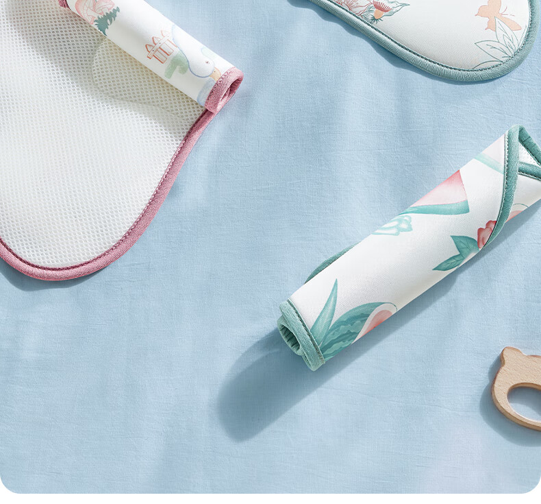 Betis Baby Pillow Summer Breathable Newborn 0-6 Months Ice Silk Cooling Pillow Children's Cloud Piece Pillow Yun Whale Fantasy 10