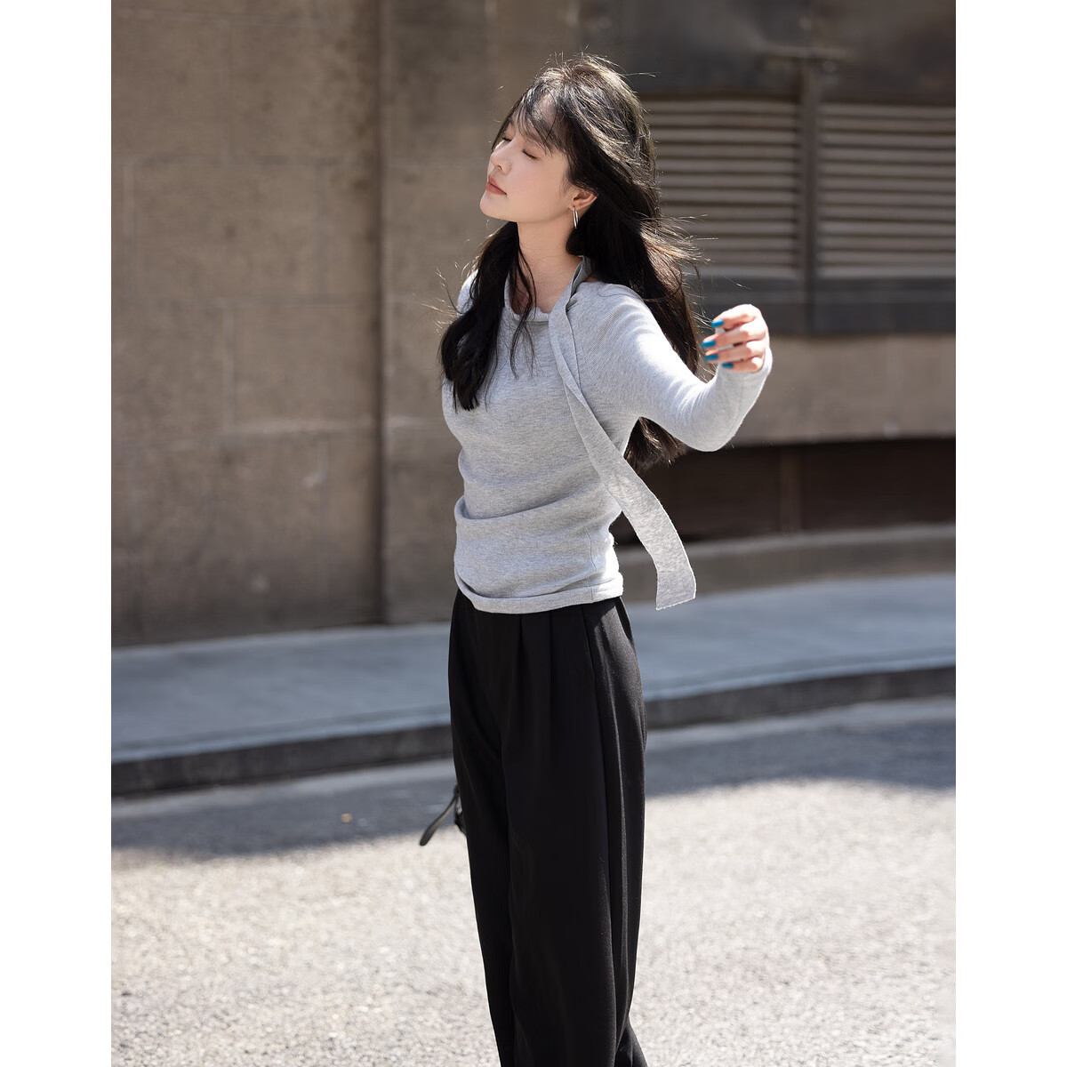 Mt [Hanfan Geleixi] Winter Style, Elegant Simple Ribbon Neckline Long-Sleeve Pullover Sweater