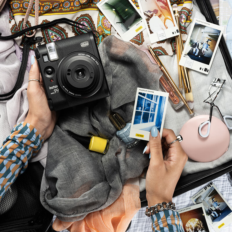 INSTAX Fujifilm instax Mini 99 Instant Camera Blazing Light Gift Box Set