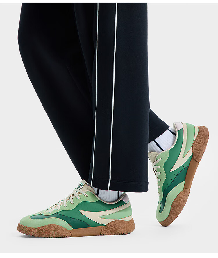 FILA Official Yang Mi Same Style Women's Shoes, PENGUIN Retro Sneakers, Penguin Shoes, Training Shoes, Casual Shoes 36