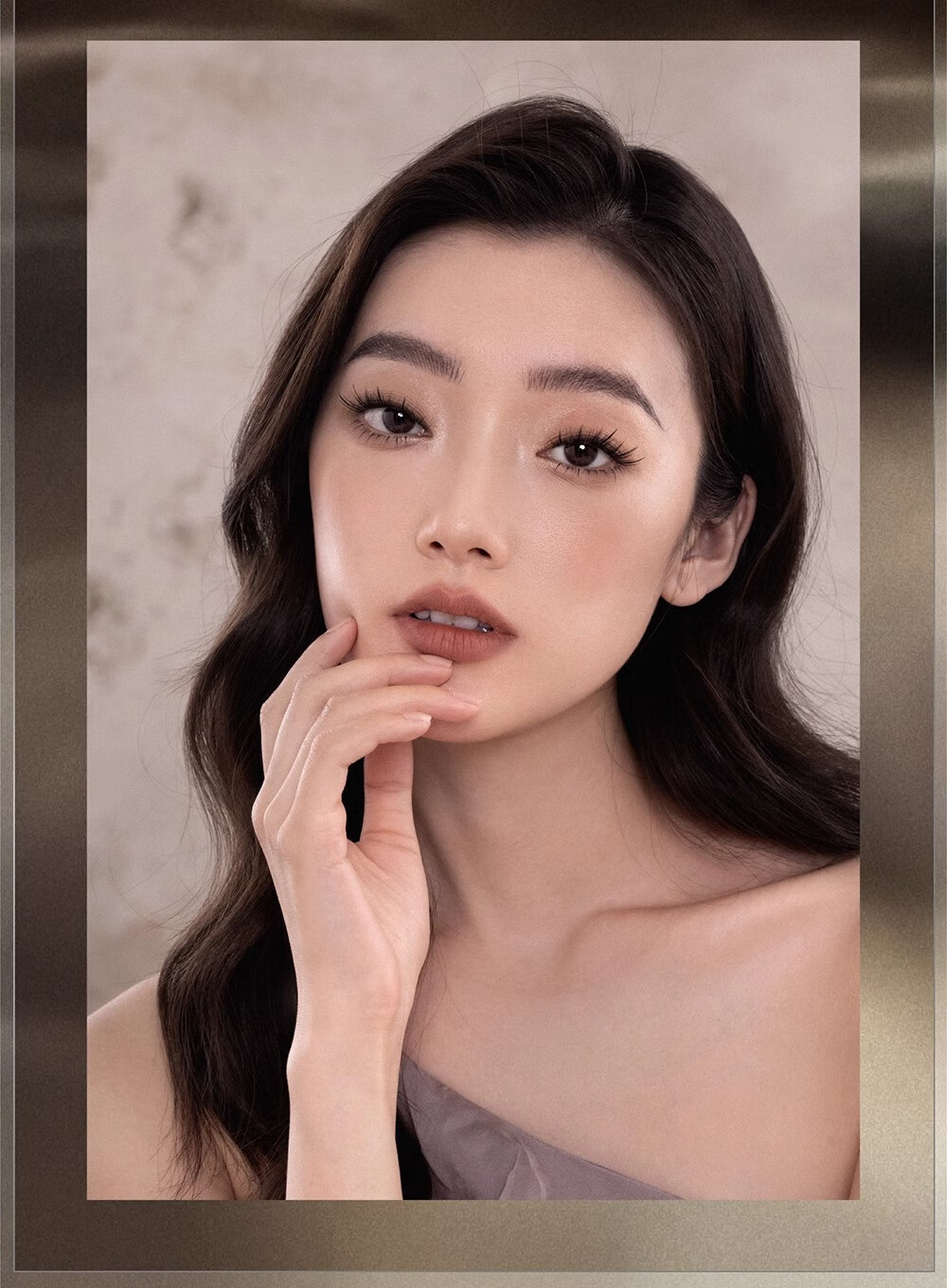 UIMO Adhesive-Free False Eyelashes Fox Style Baby Curved Comic Natural Realistic Mom-Like Look Small White Intern 1