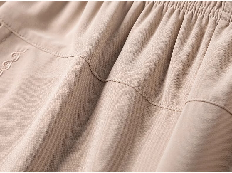Fengxiao Mom's Thin Summer Ice Silk Grandma Pants Middle-aged and Elderly Women's Loose Fit Nine-point Pants 23