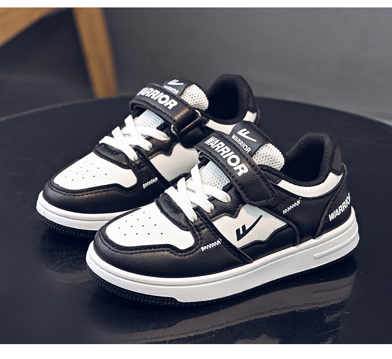 Warrior Boys' Skateboard Shoes, Spring And Autumn Style, Velcro Closure, Lightweight Children's Sneakers WZ(CL)-1329 Black/white 31 9